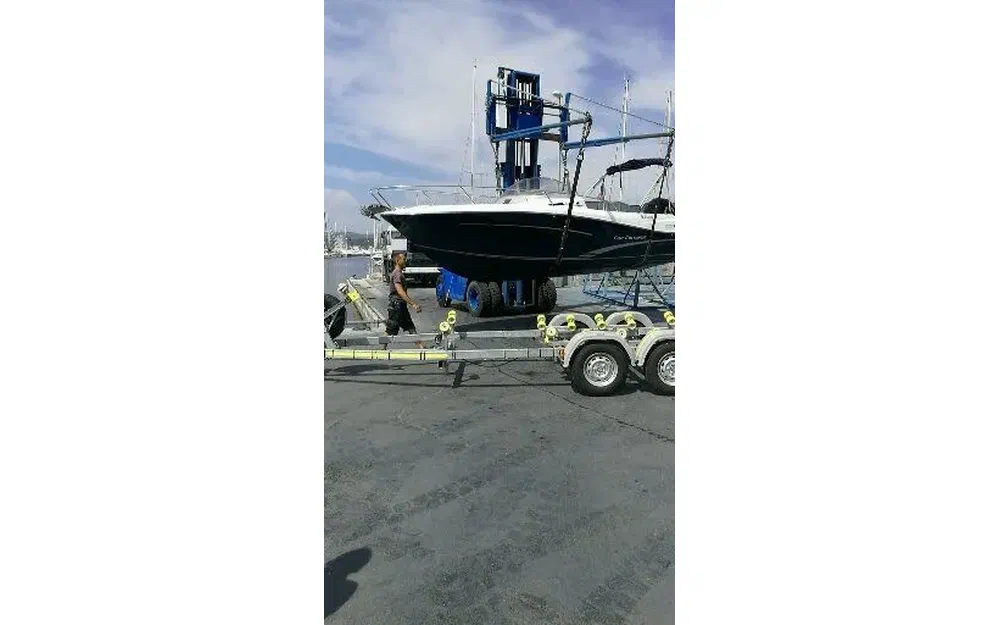 slider 4 Jeanneau Cap Camarat 7.5 BR Serie 2