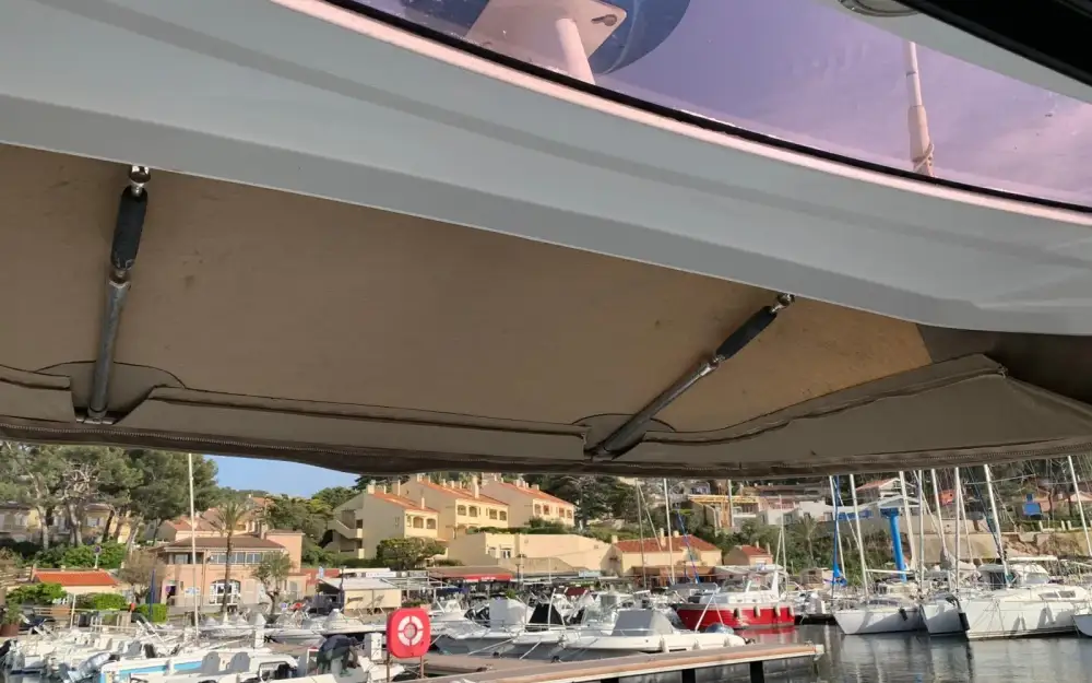 slider 16 Jeanneau Merry Fisher 855
