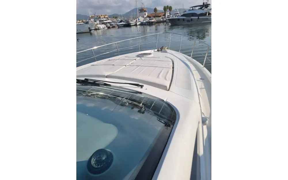 slider 17 Pershing  56 HT