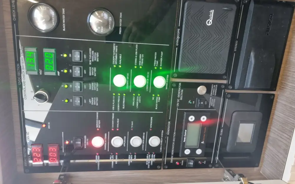 slider 14 Invictus  460 TT