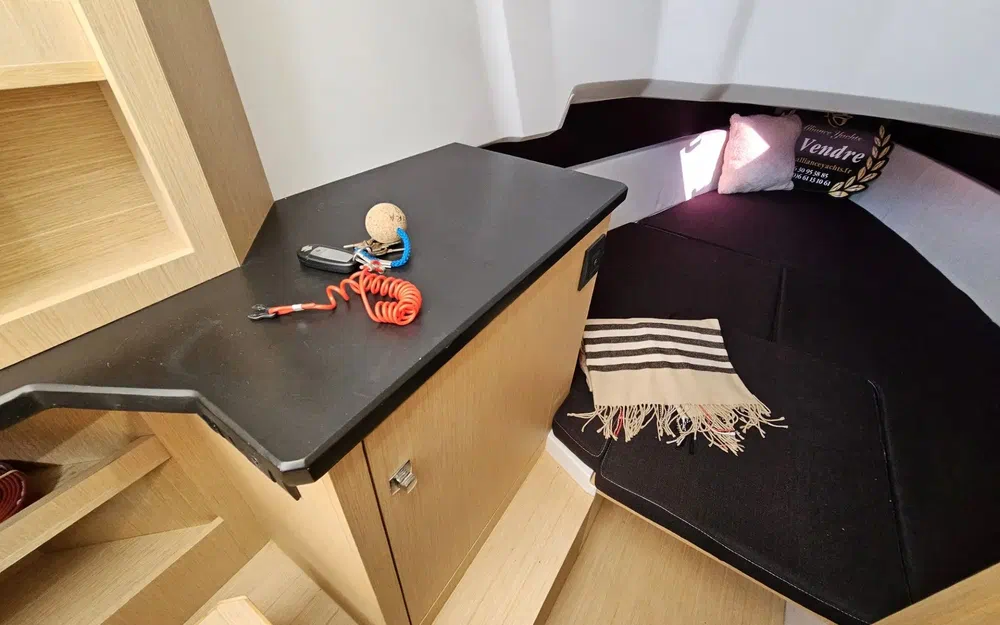 slider 17 Ranieri Cayman 38