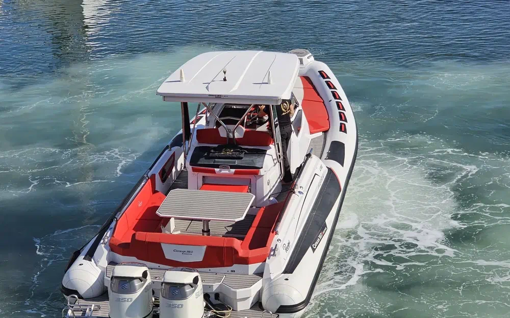 slider 3 Ranieri Cayman 38