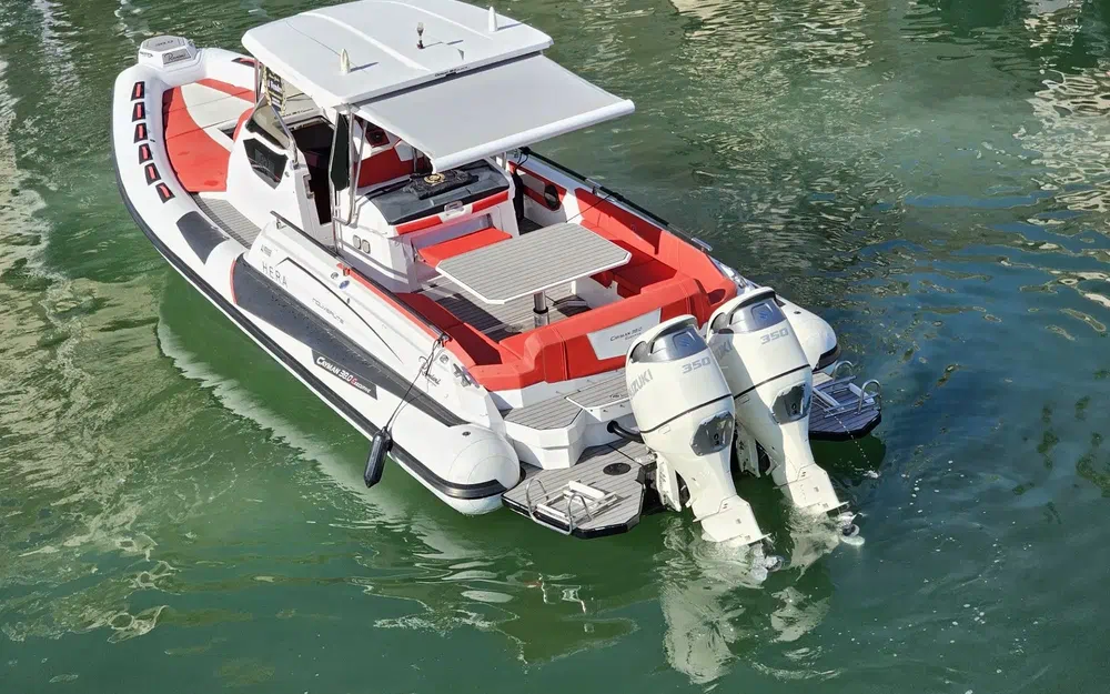 slider 6 Ranieri Cayman 38