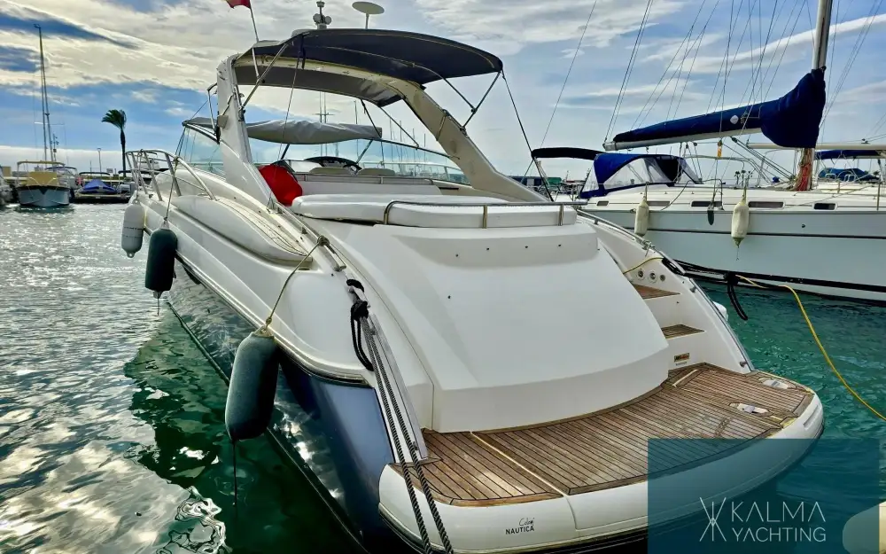 slider 2 Windy  42 Grand Bora