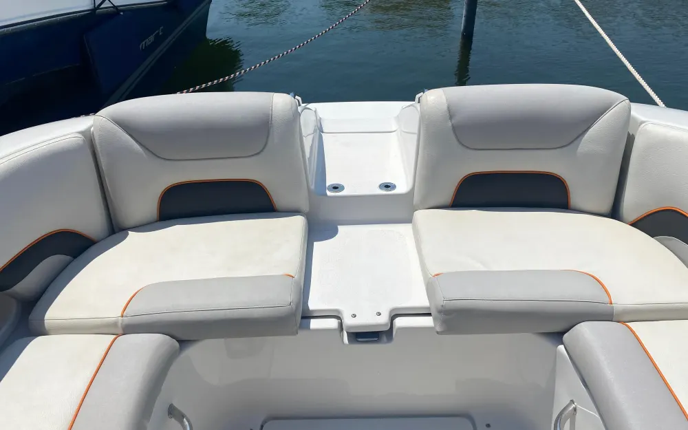 slider 16 Crownline  270 BR - null
