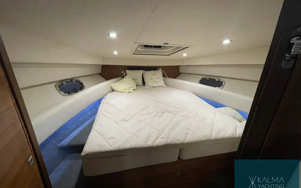 slider 22 Sea Ray  355 Express Cruiser