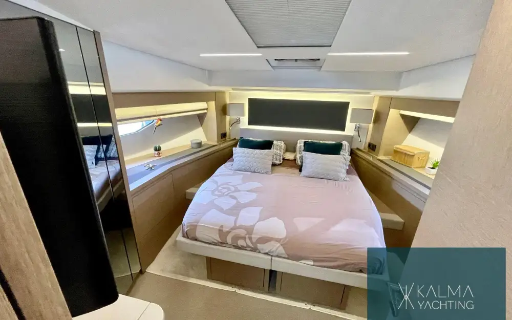 slider 32 Jeanneau Prestige 590 S
