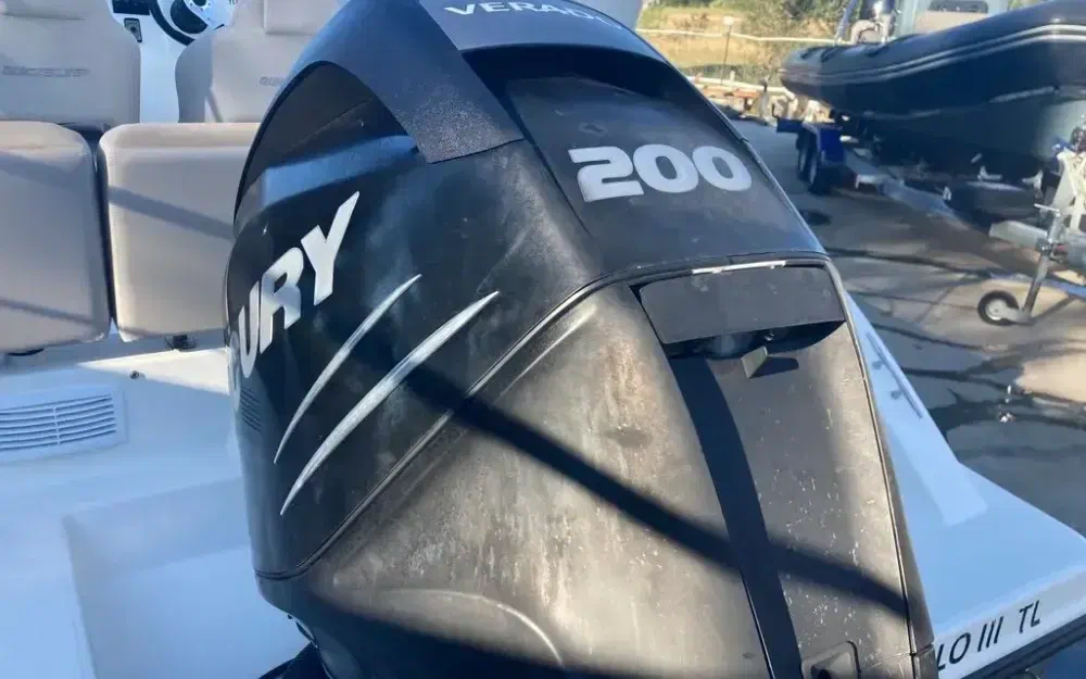 slider 27 Quicksilver Activ 675 Open