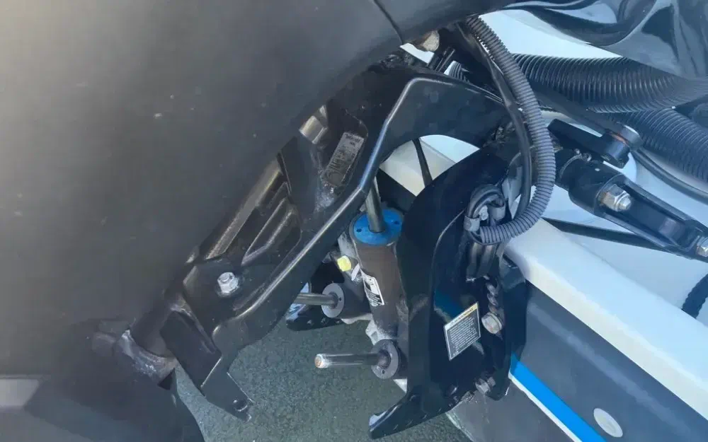 slider 31 Quicksilver Activ 675 Open