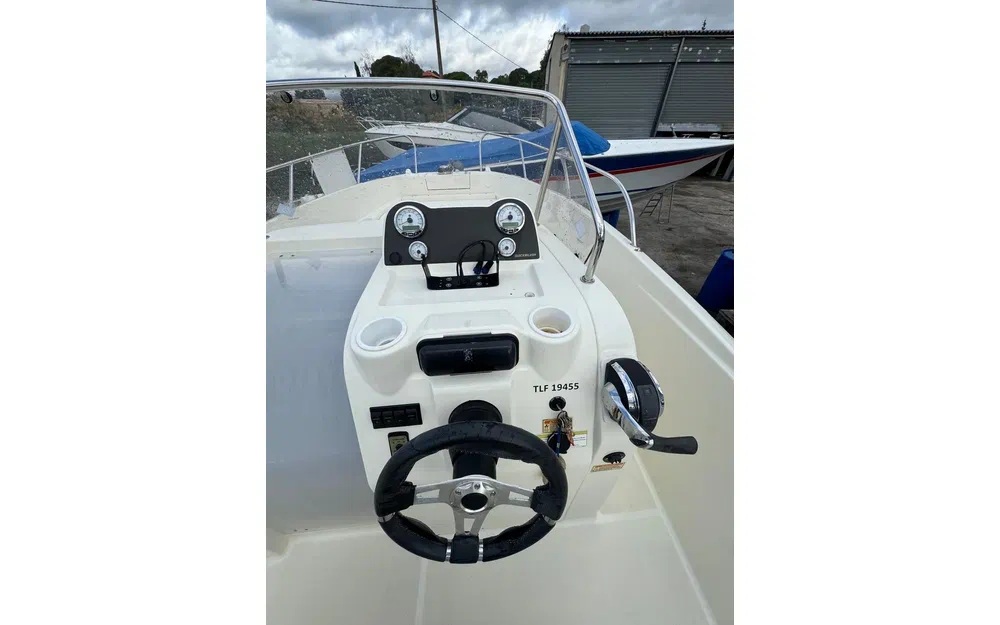 slider 14 Quicksilver Activ 675 Open