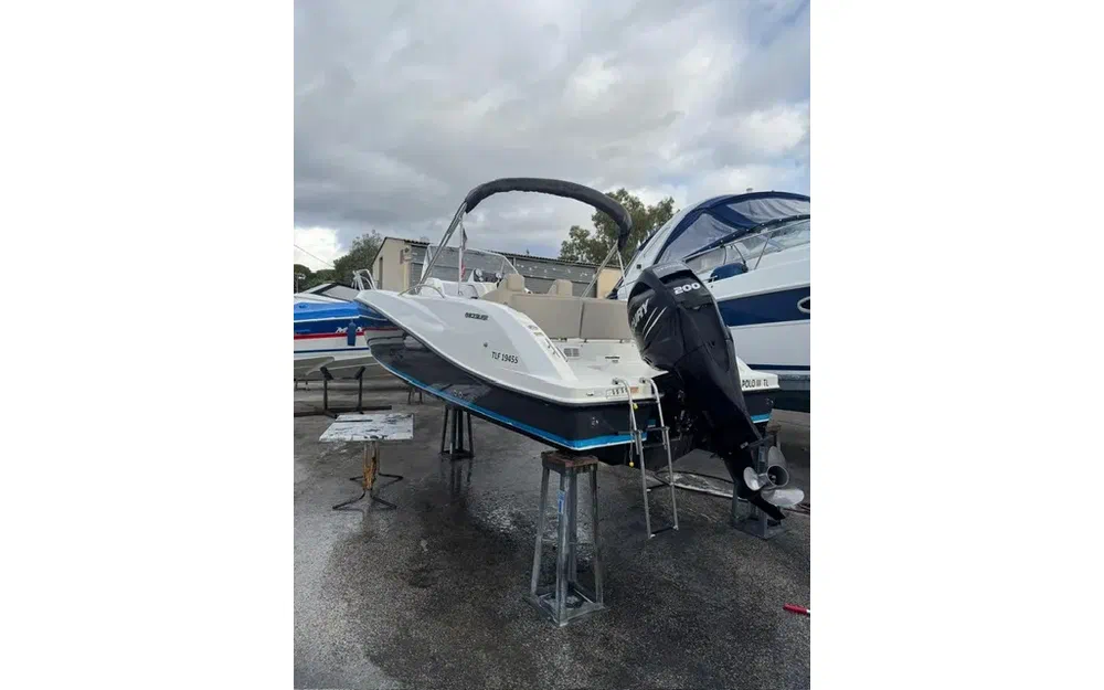 slider 7 Quicksilver Activ 675 Open