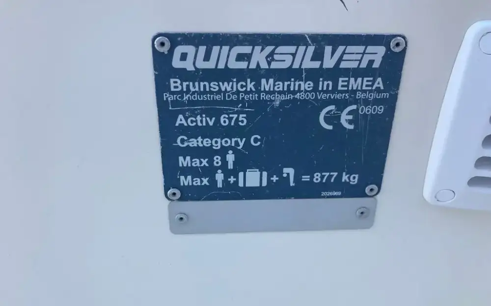 slider 18 Quicksilver Activ 675 Open