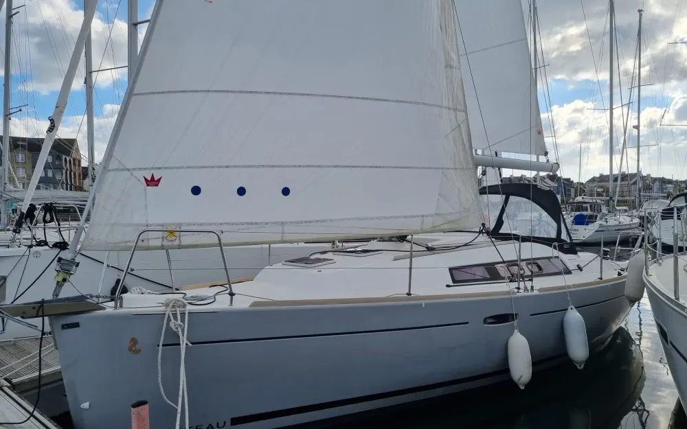 slider 3 Beneteau Oceanis 31 - null