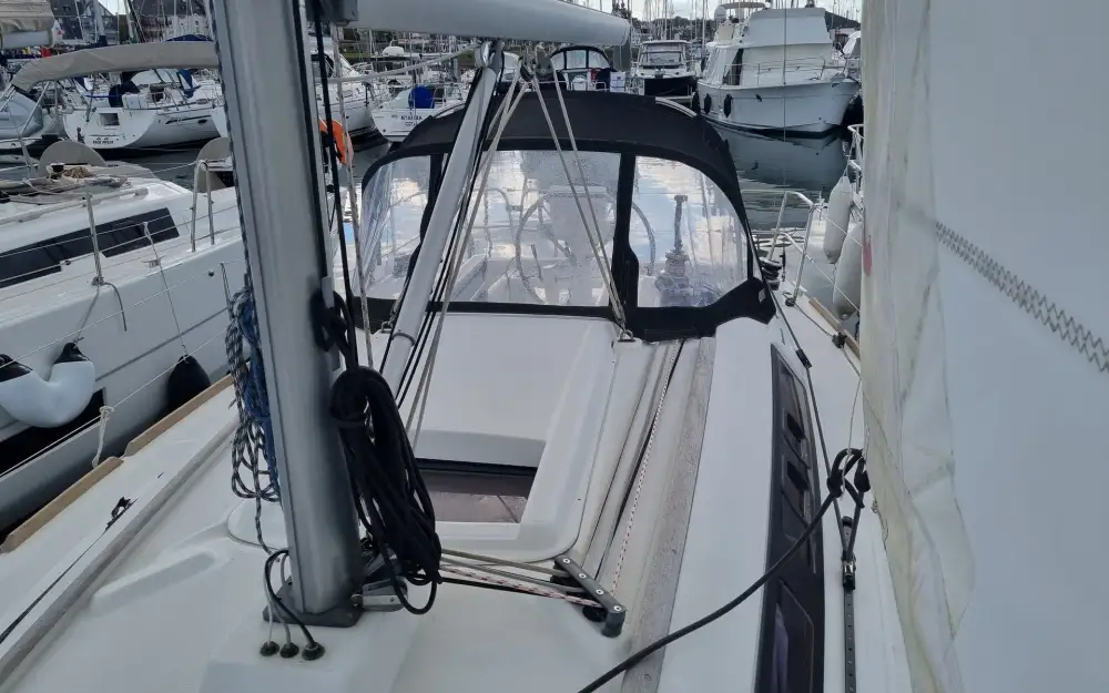 slider 6 Beneteau Oceanis 31