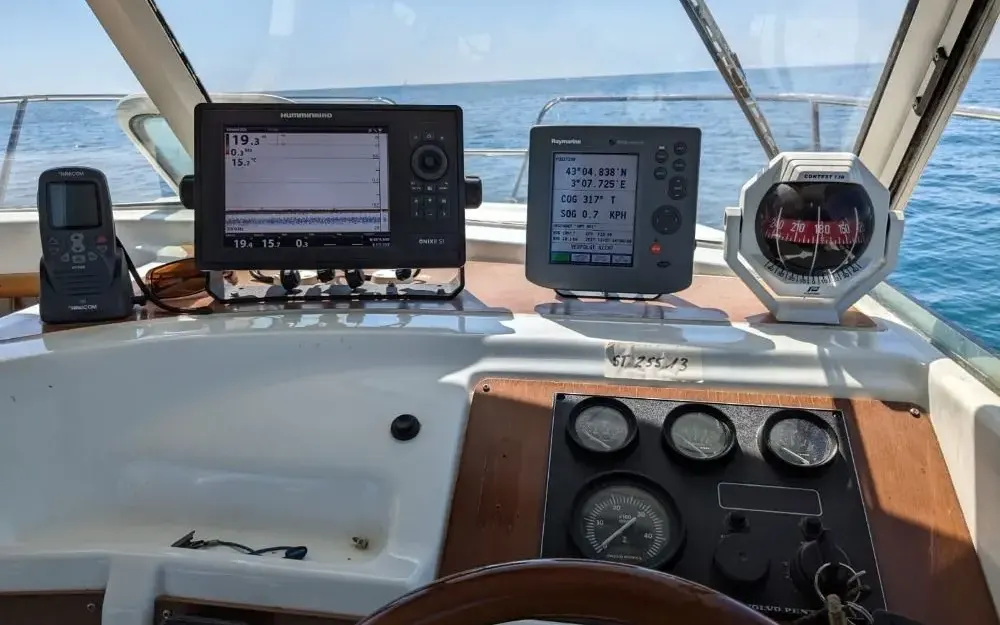 slider 7 Beneteau Antares 710