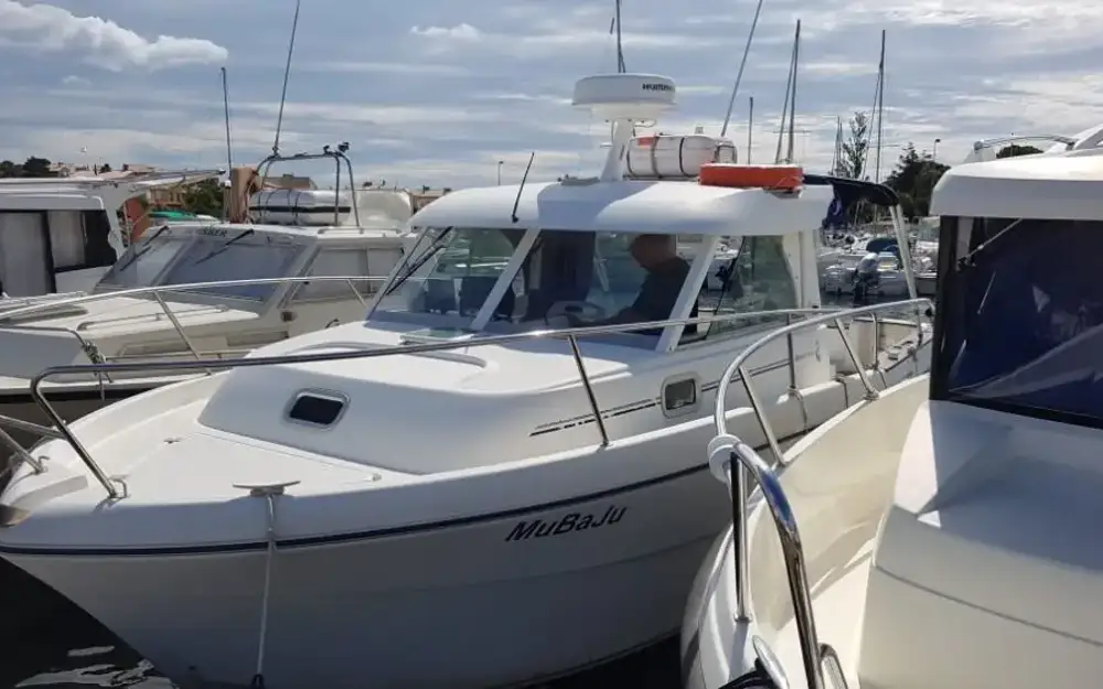 slider 4 Beneteau Antares 710