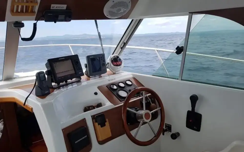 slider 6 Beneteau Antares 710