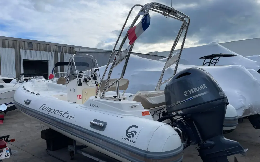 slider 11 Capelli Tempest 600 Open - null