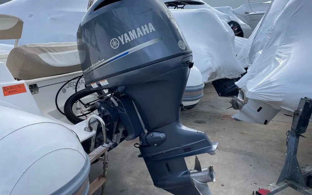 slider 10 Capelli Tempest 600