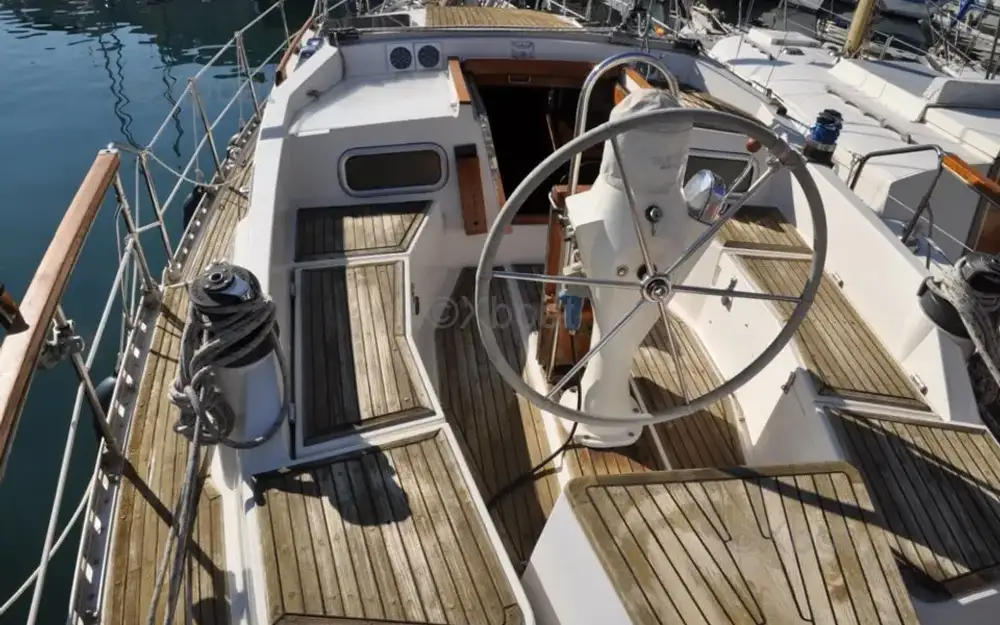 slider 1 Siltala Yachts Nauticat 35