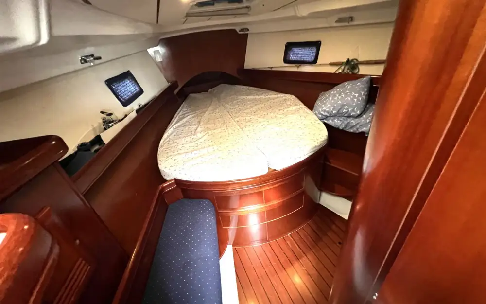 slider 6 Beneteau Oceanis 423