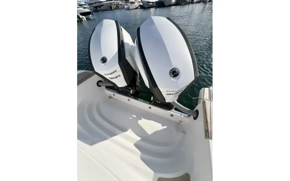 slider 8 Ranieri Shadow 30