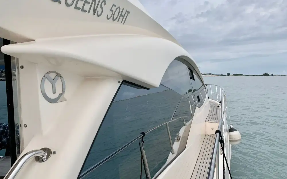 slider 7 Queens Yachts  50 HT