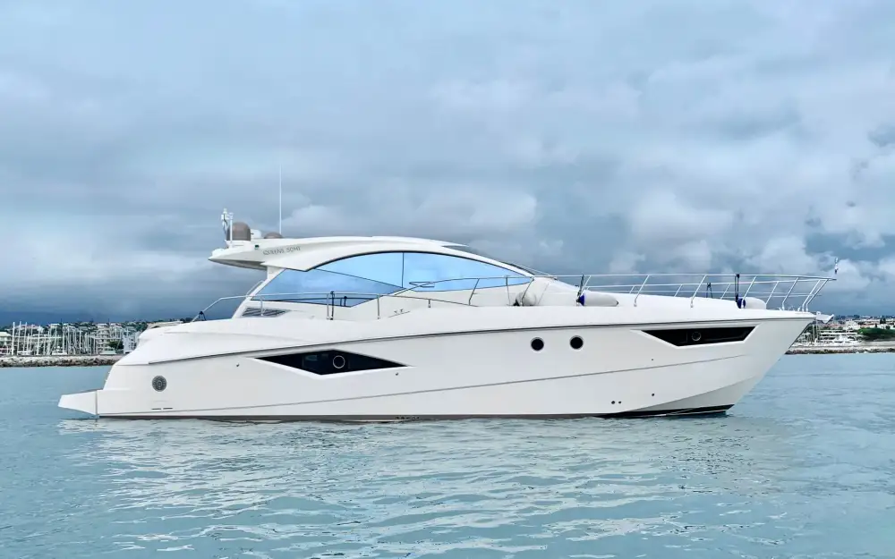 slider 12 Queens Yachts  50 HT