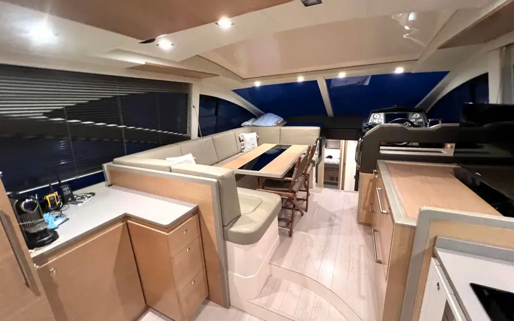 slider 22 Queens Yachts  50 HT