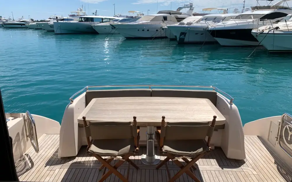 slider 32 Queens Yachts  50 HT
