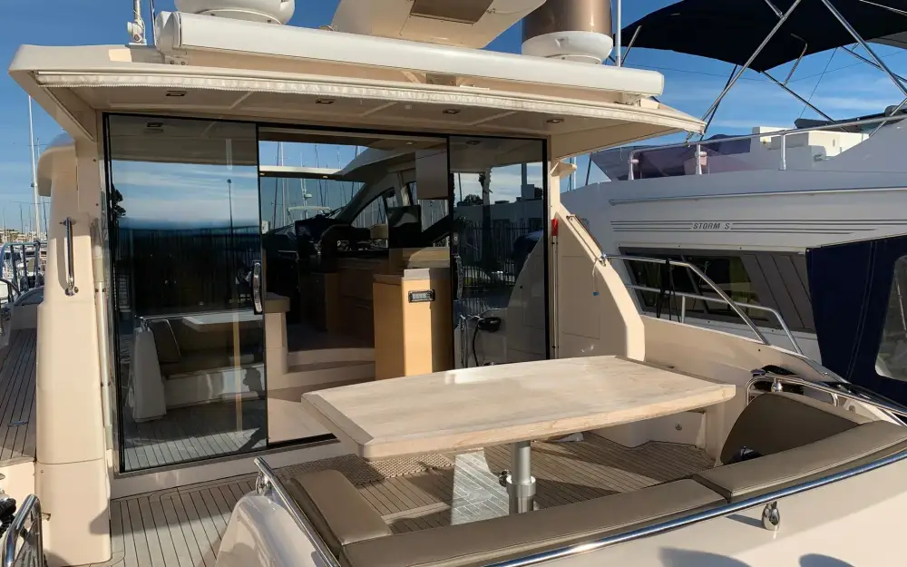 slider 6 Queens Yachts  50 HT