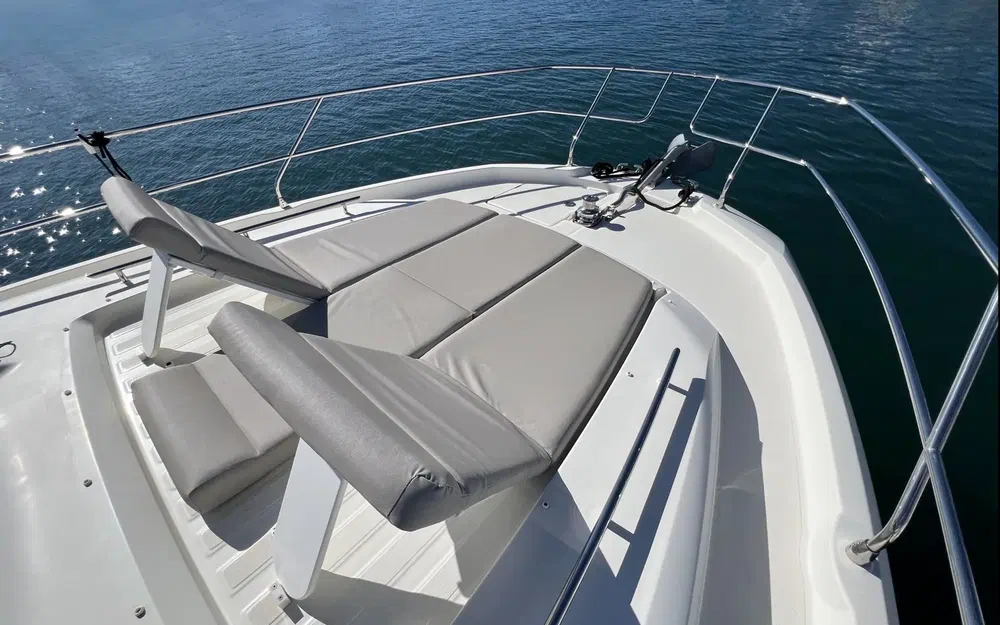 slider 12 Prestige Yachts 420 Fly