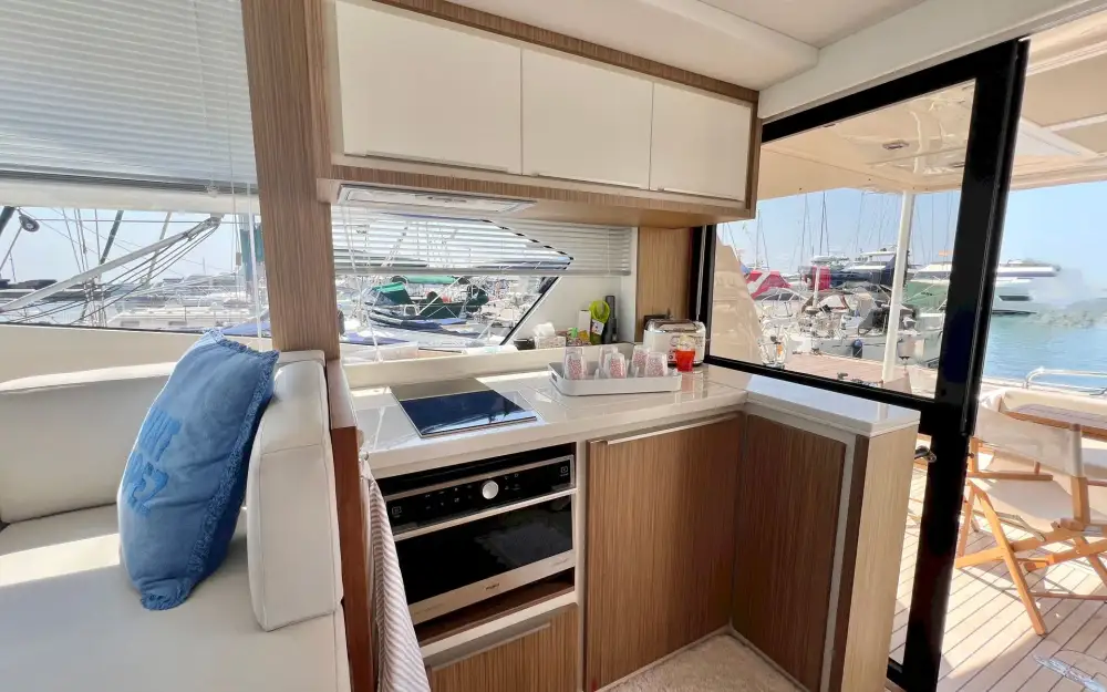 slider 29 Cayman  F520