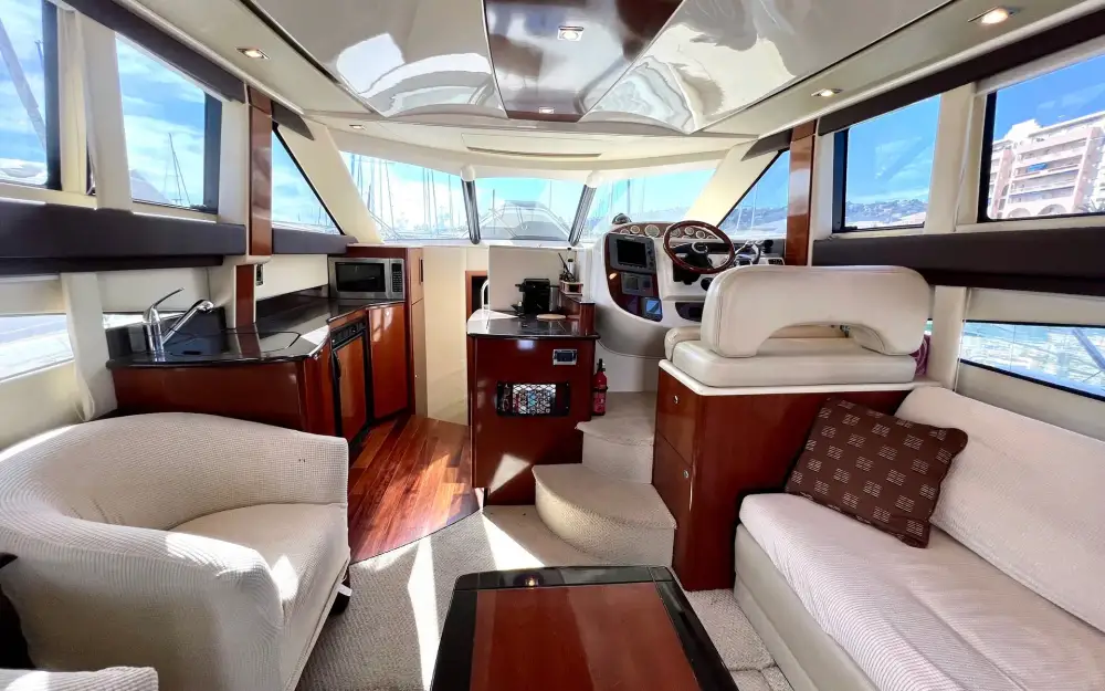 slider 9 Meridian Yacht  341