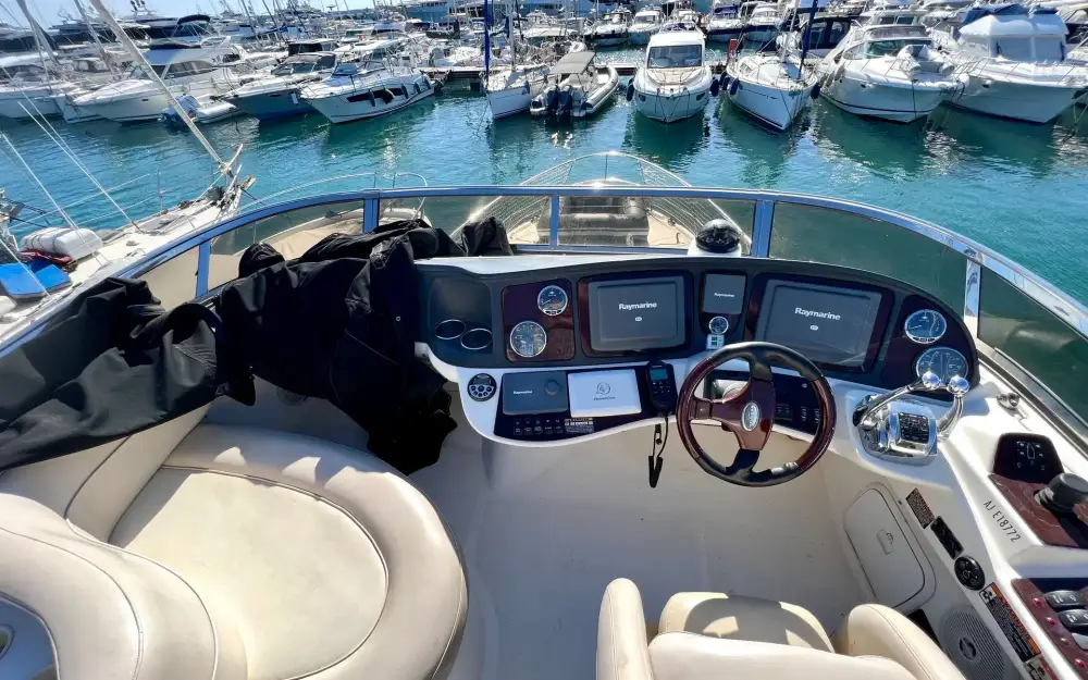 slider 2 Meridian Yacht  341