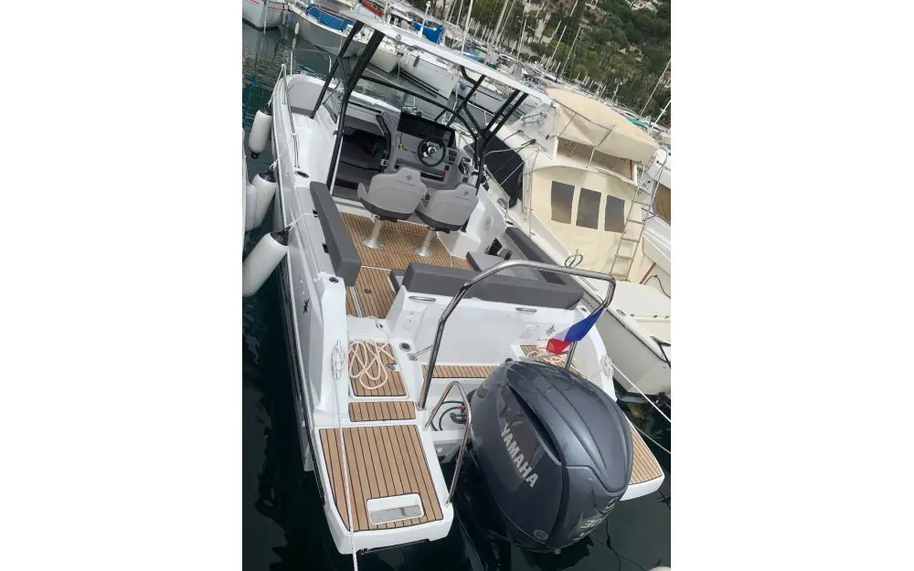slider 1 Jeanneau Cap Camarat 7.5 WA Serie 3