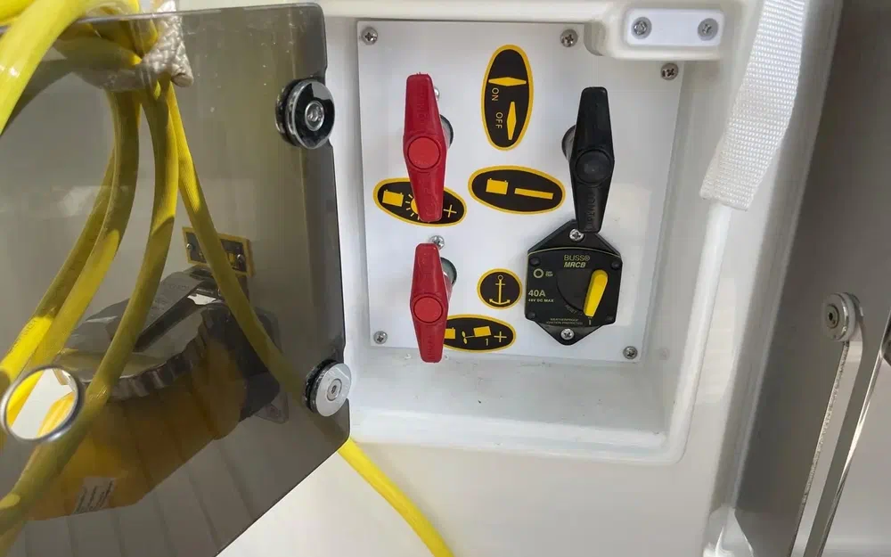 slider 13 Jeanneau Cap Camarat 7.5 WA