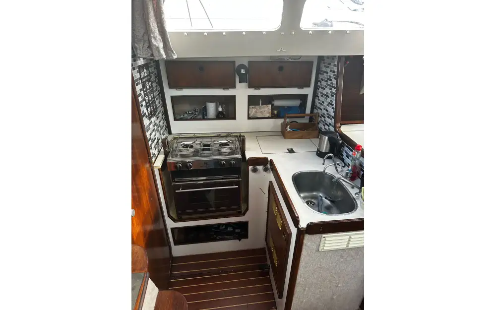 slider 6 Jeanneau Attalia