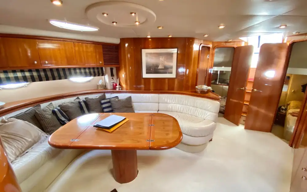 slider 8 Sunseeker Predator 58