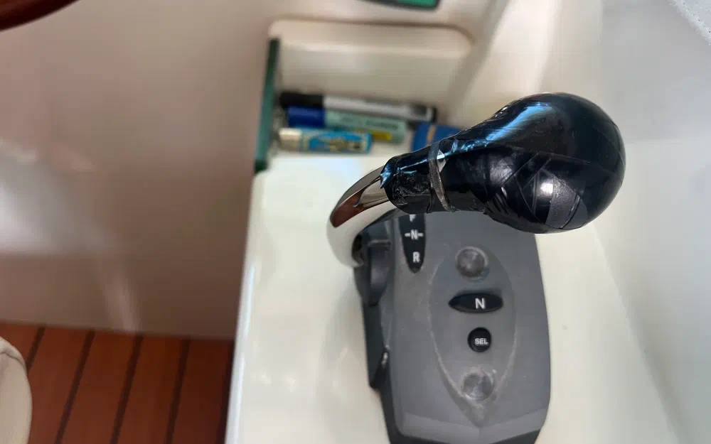 slider 32 Jeanneau Merry Fisher 925 Fly