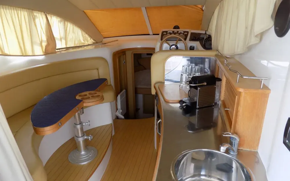 slider 3 Sessa Marine Dorado 36 - null