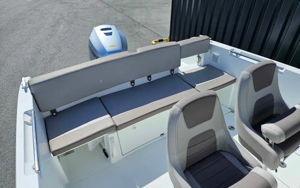 slider 8 Jeanneau Cap Camarat 6.5 CC