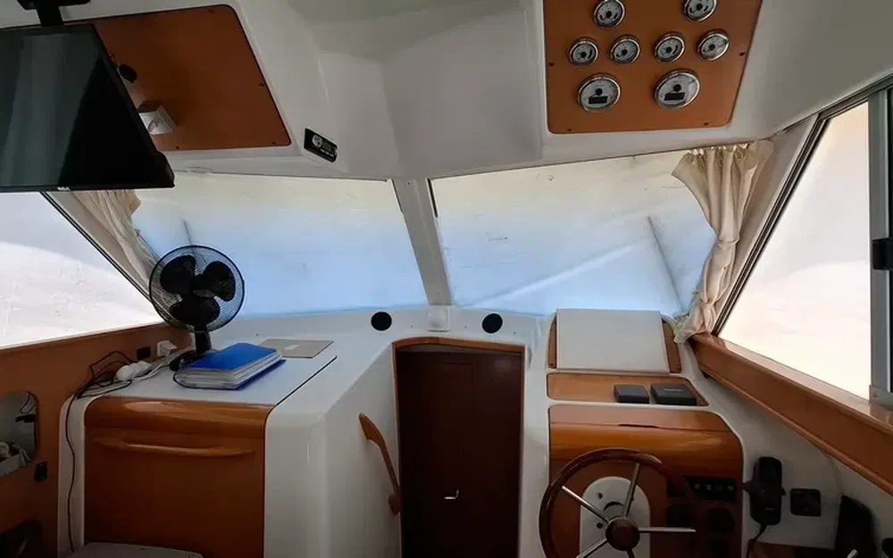 slider 18 Beneteau Antares 10.80 Fly