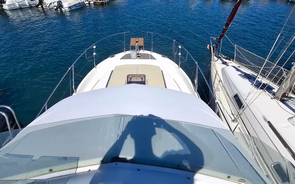 slider 8 Beneteau Antares 10.80 Fly