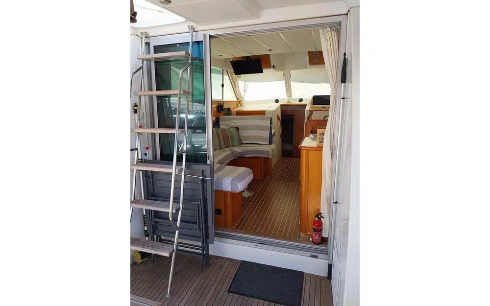 slider 37 Beneteau Antares 10.80 Fly