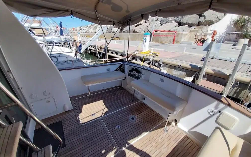 slider 42 Beneteau Antares 10.80 Fly