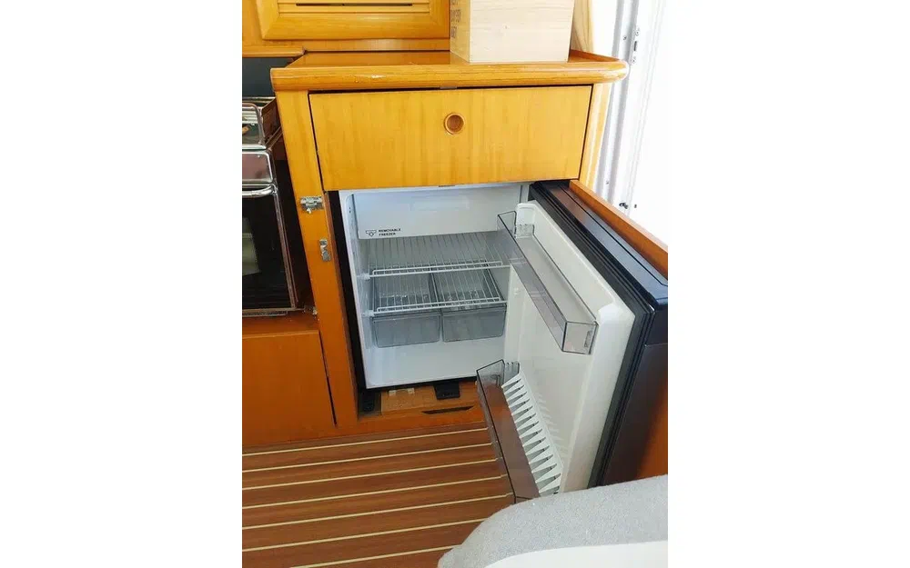 slider 47 Beneteau Antares 10.80 Fly