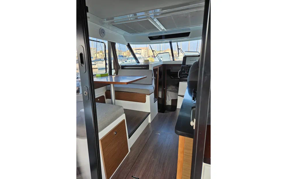 slider 2 Jeanneau Merry Fisher 1095
