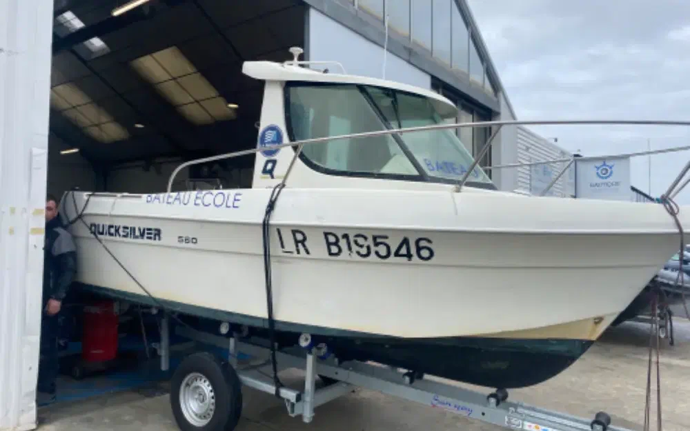 QuicksilverQuicksilver 560
