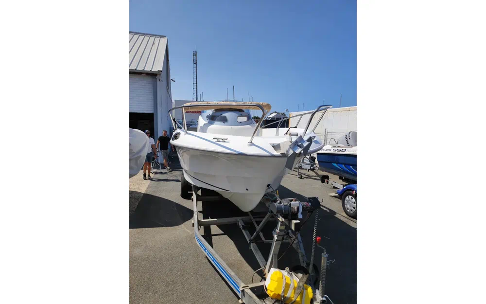 BeneteauFlyer 750 Open RS Air Step